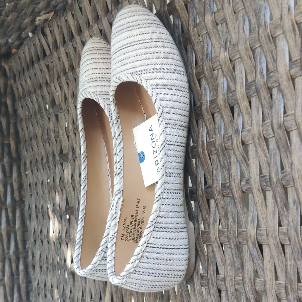 Arizona Macy ShoesMulticolor, Size 7M,6M Women's New without box. - Picture 2 of 7